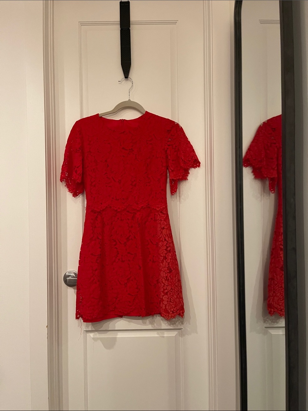 Red Floral Lace Short Sleeve Mini Dress